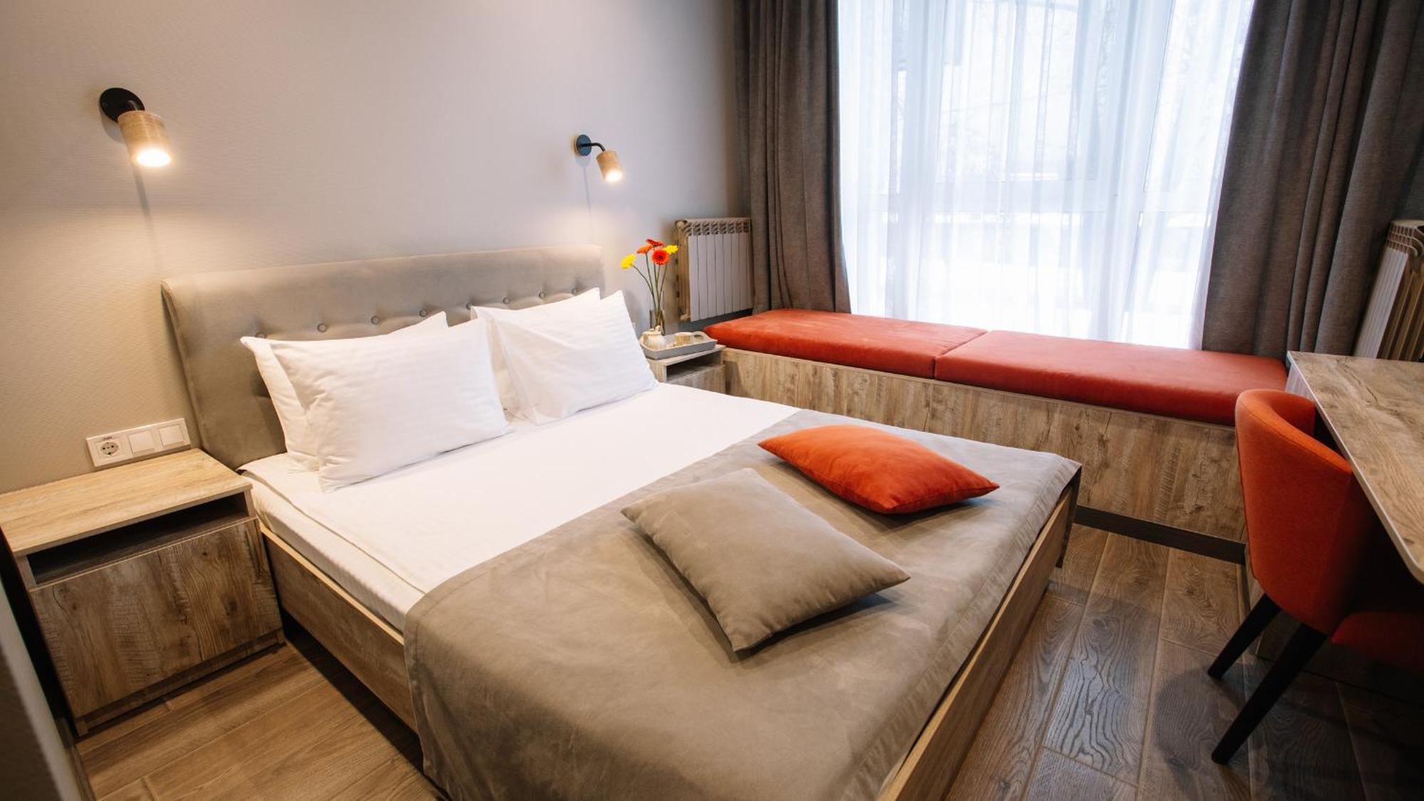 Time Hotel Kiev Ngoại thất bức ảnh