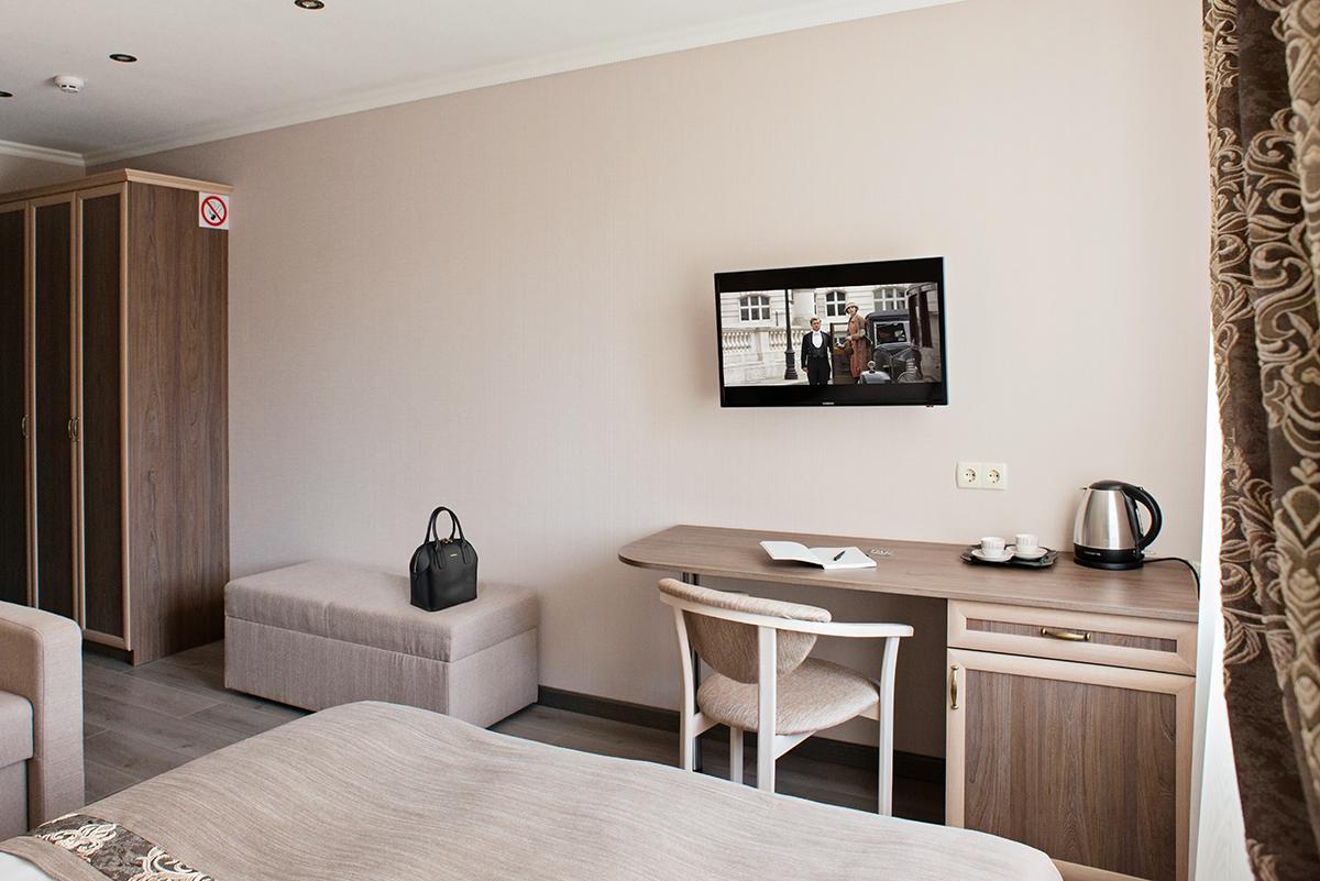 Time Hotel Kiev Ngoại thất bức ảnh