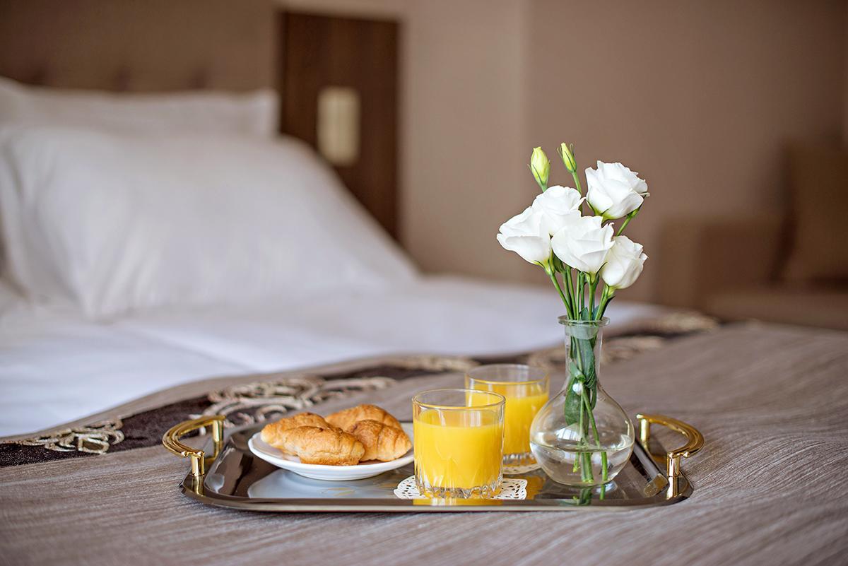 Time Hotel Kiev Ngoại thất bức ảnh