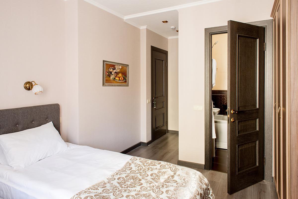 Time Hotel Kiev Ngoại thất bức ảnh