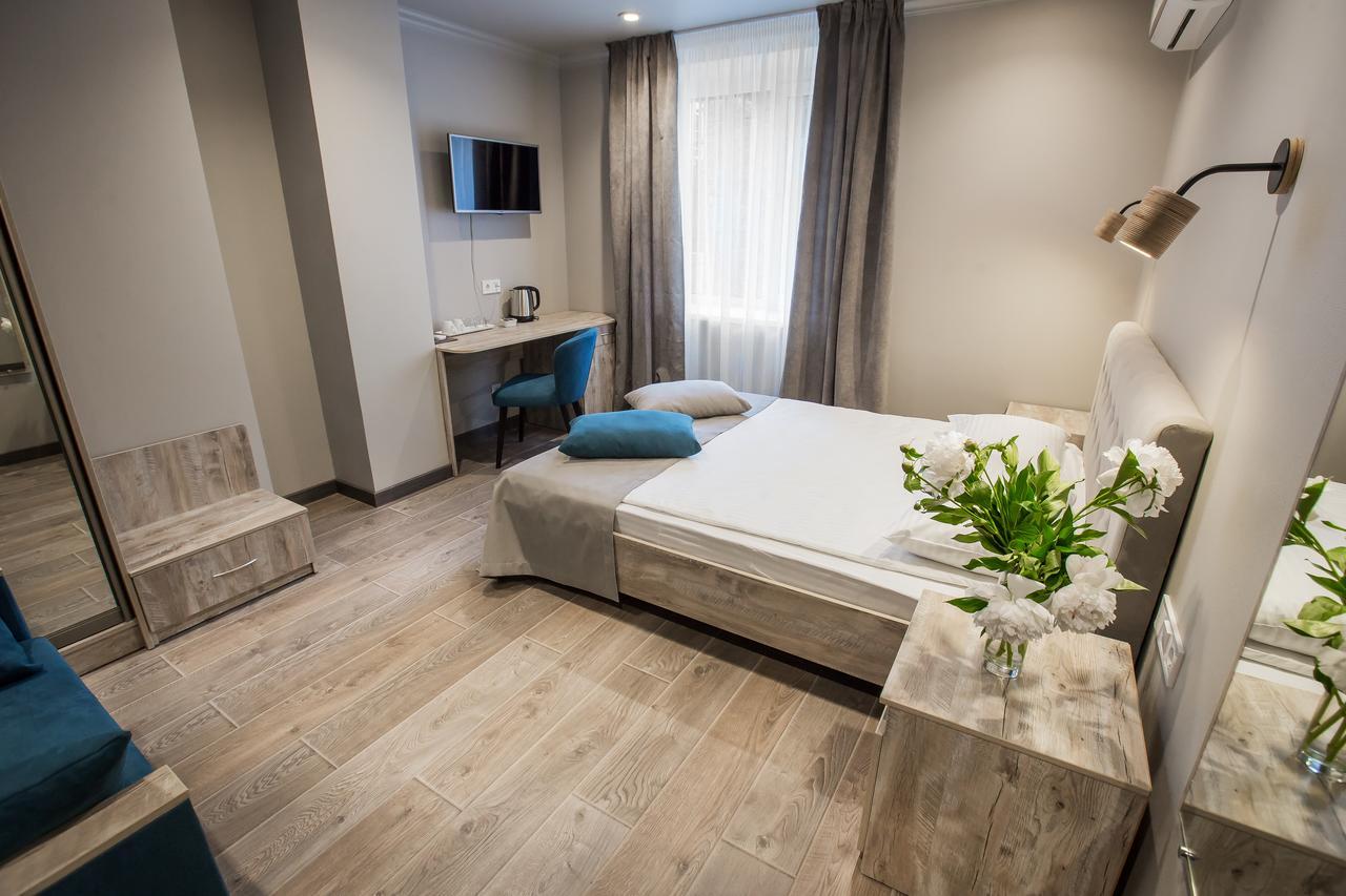 Time Hotel Kiev Ngoại thất bức ảnh