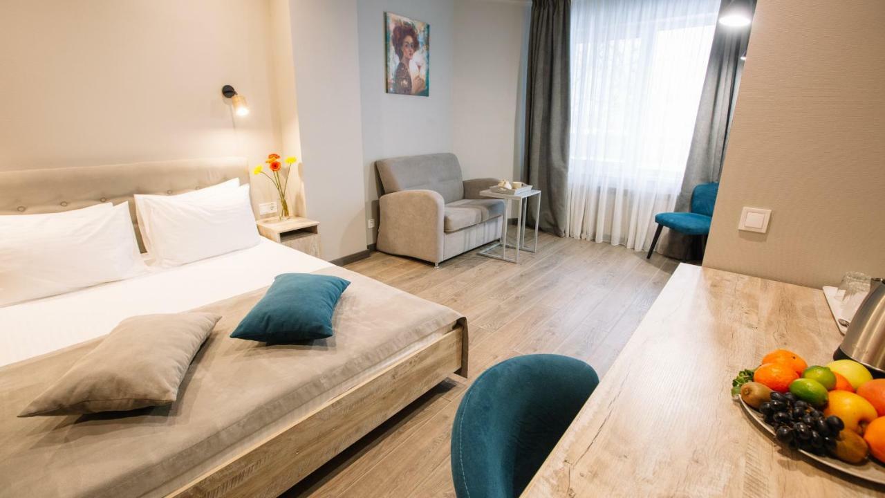 Time Hotel Kiev Ngoại thất bức ảnh